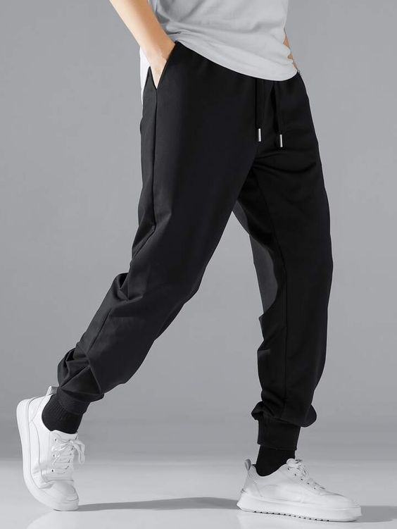 BLACK JOGGER PANTS